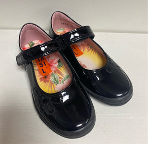 Petasil Y18 Donna Black Patent Shoe
