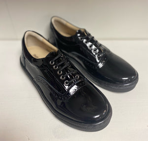 Petasil Y9 Payle Black Patent Shoes